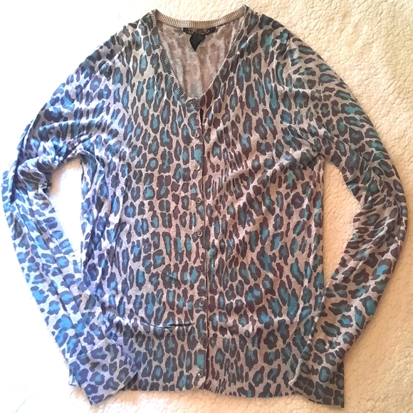VTG Lucky Brand Long Sleeve Animal Print Cardigan Gray and Blue Size Medium - Picture 5 of 6